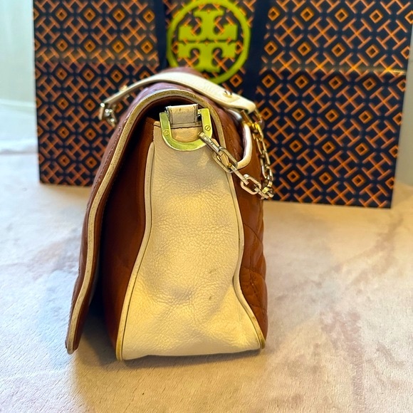 🌟SOLD🌟 TORY BURCH leather shoulder bag - Picture 6 of 12